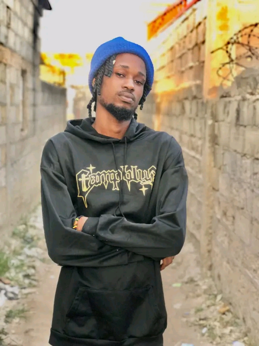 Rapper angolano trappy